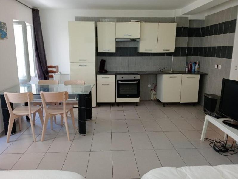 Appartement T1 Vieux Port Opera à Marseille Extérieur photo